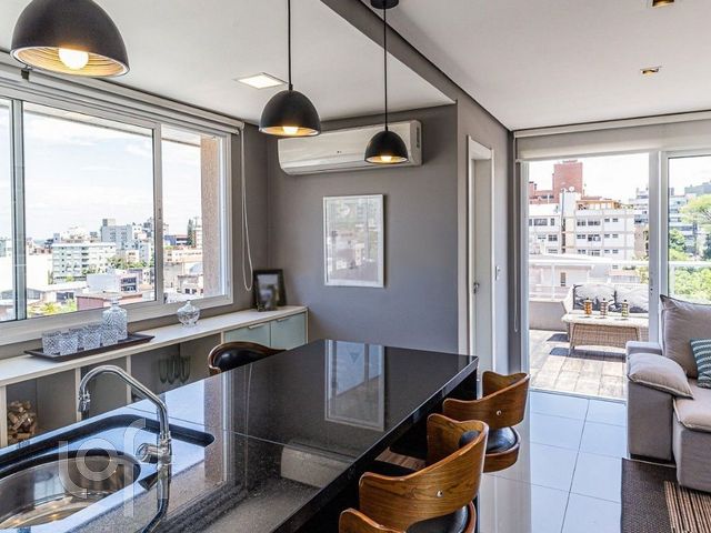 Apartamento com 127m², 2 dormitórios, 1 suíte, 3 vagas, Auxiliadora em Porto Alegre