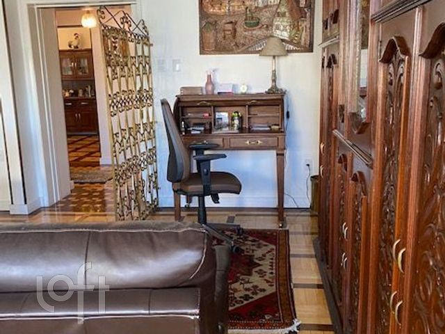 Apartamento com 205m², 3 dormitórios, 1 suíte, 1 vaga, Independência em Porto Alegre