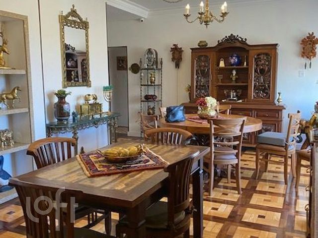 Apartamento com 205m², 3 dormitórios, 1 suíte, 1 vaga, Independência em Porto Alegre