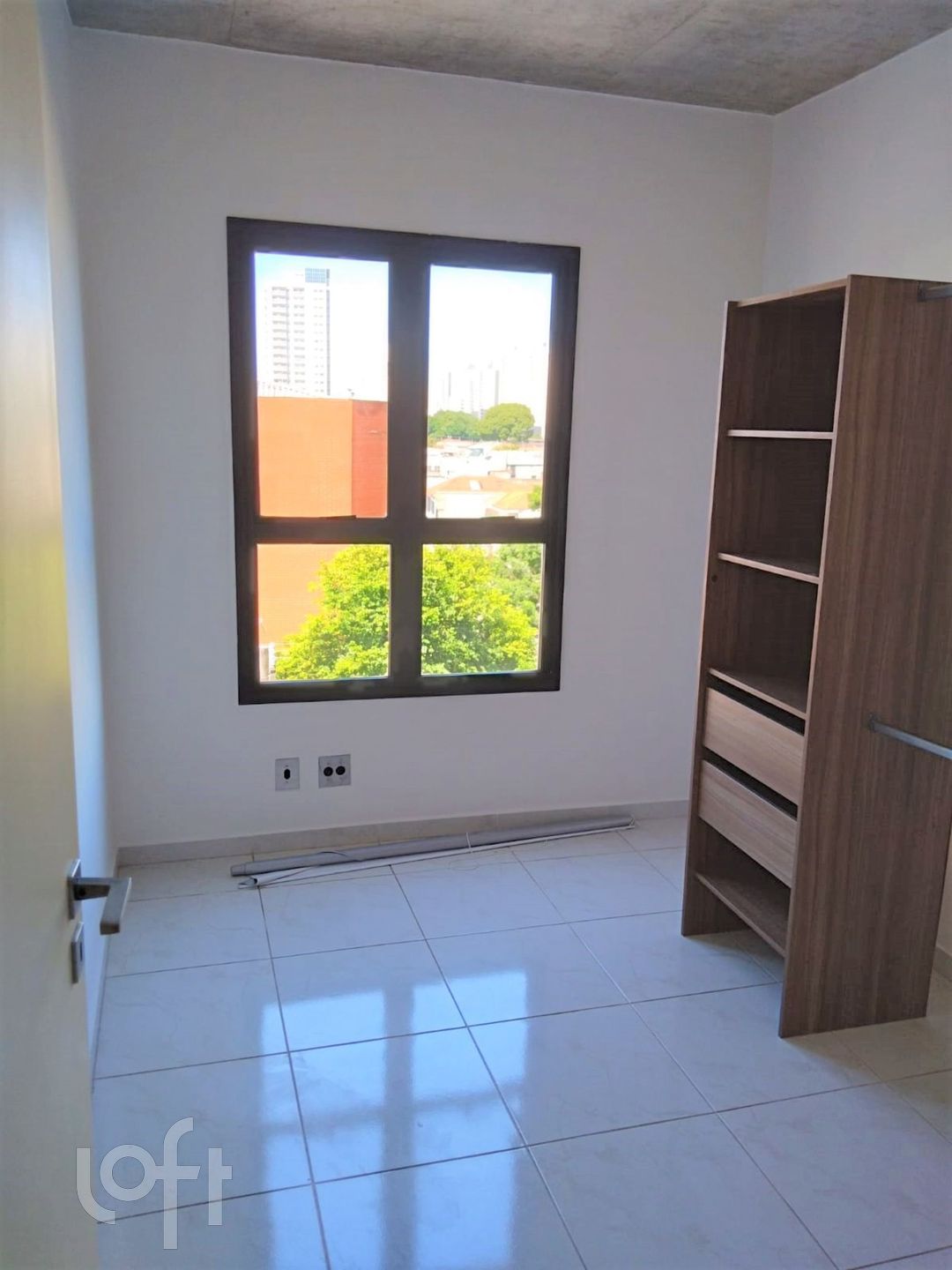 Apartamento à venda com 2 quartos, 69m² - Foto 2