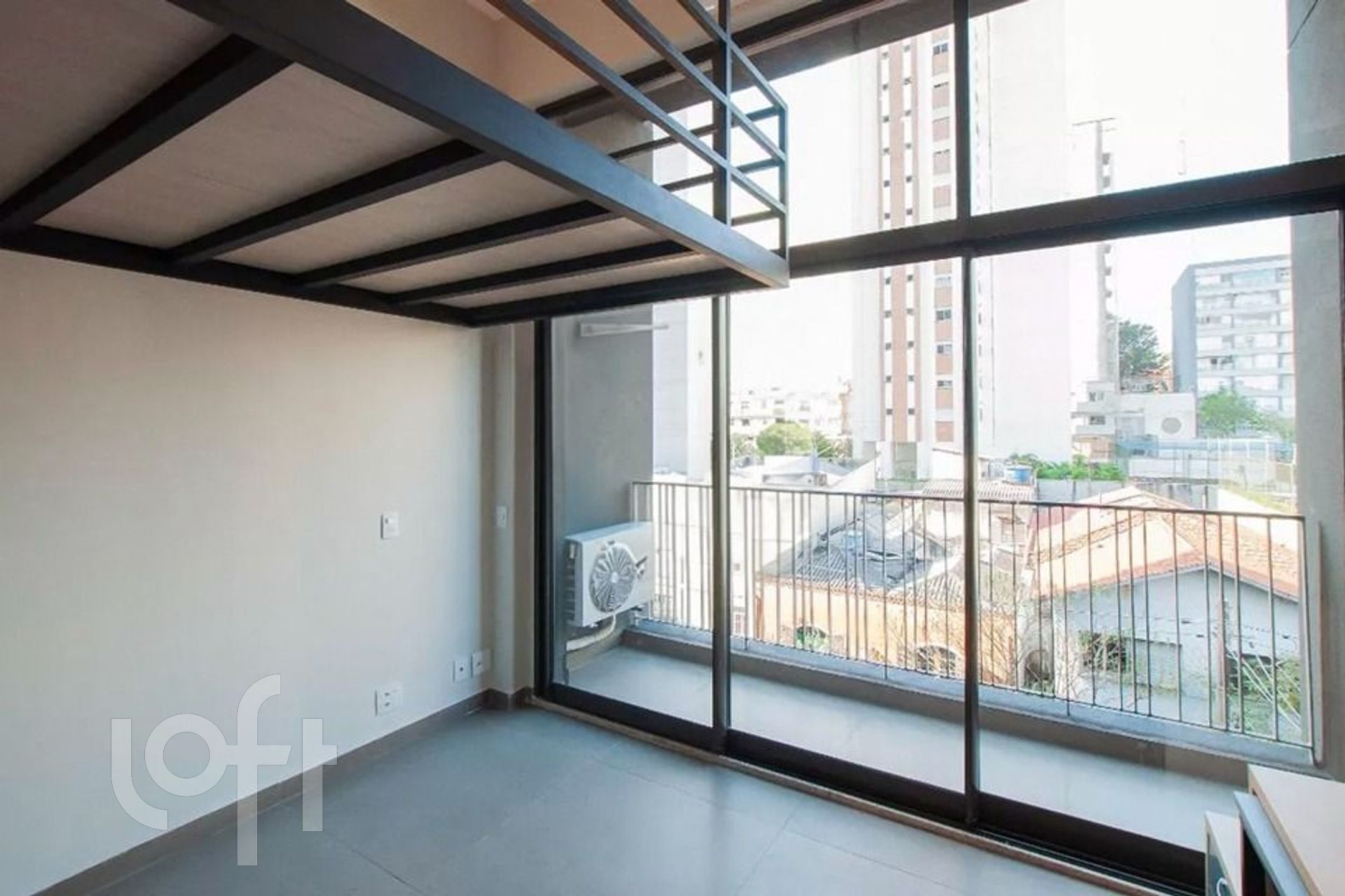 Studio à venda na Rua Oscar Freire, SP