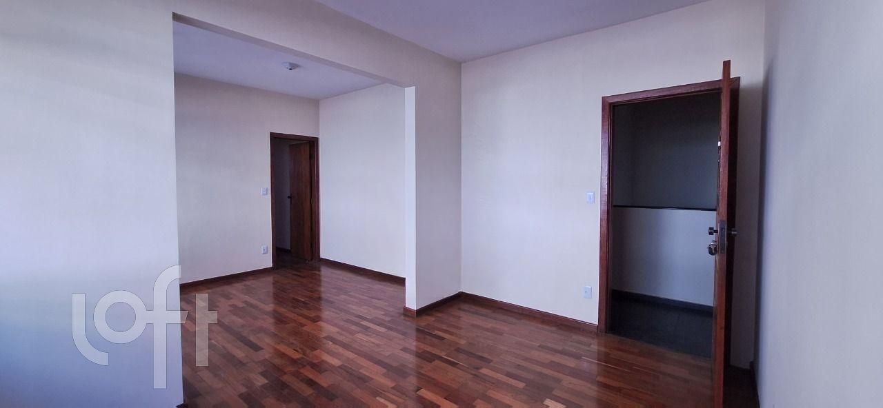 Apartamento à venda com 3 quartos, 90m² - Foto 2