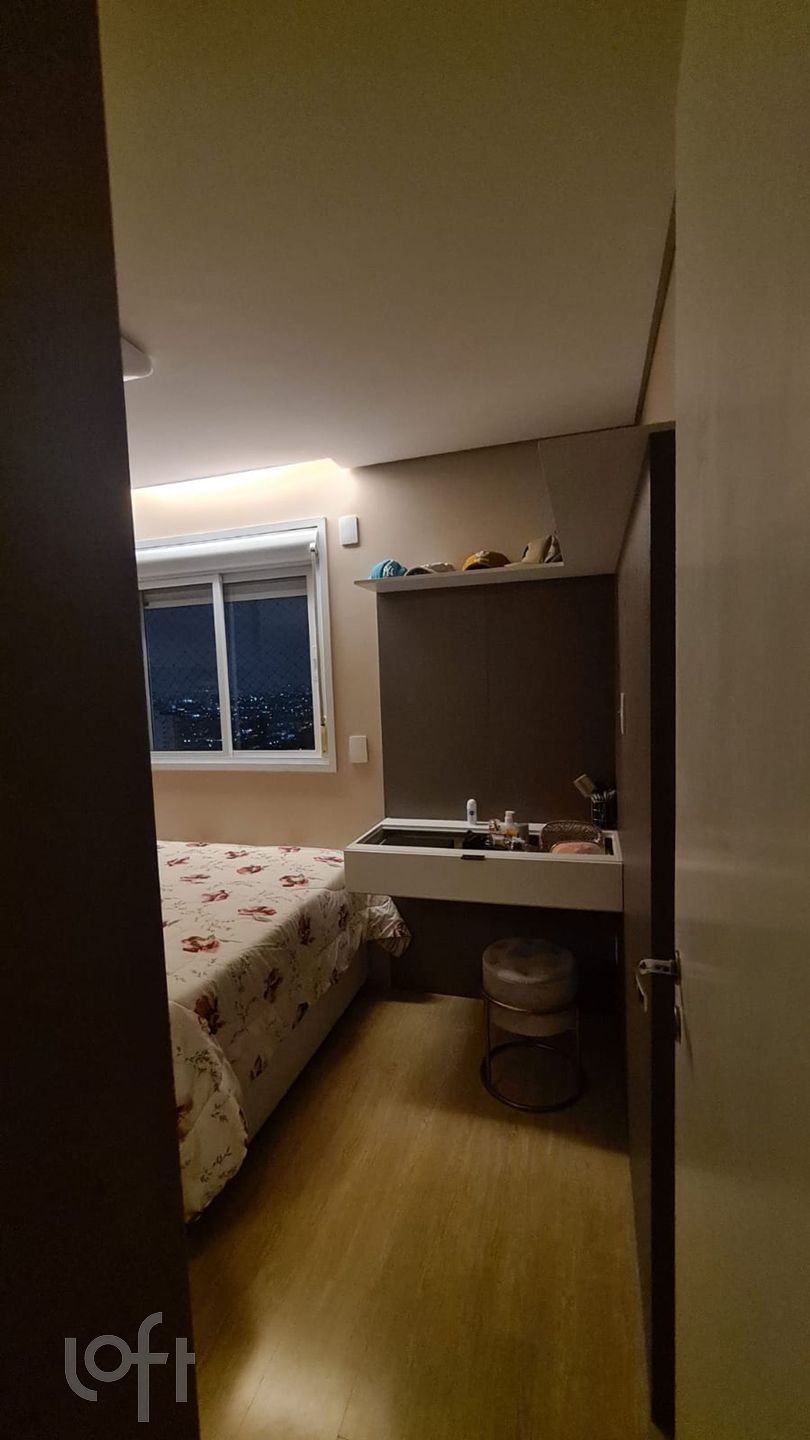 Apartamento à venda com 2 quartos, 66m² - Foto 2