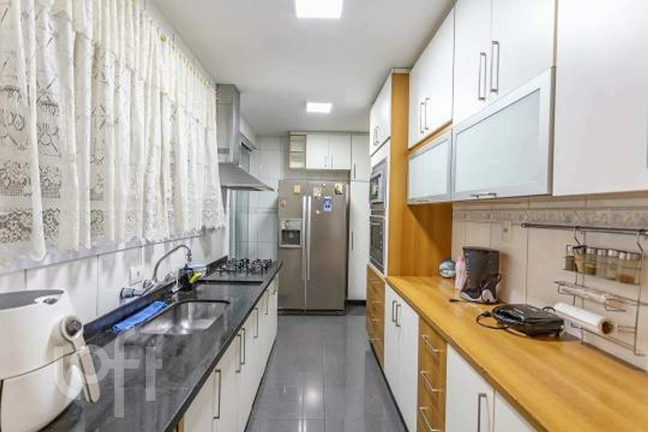 Casa à venda com 4 quartos, 197m² - Foto 13