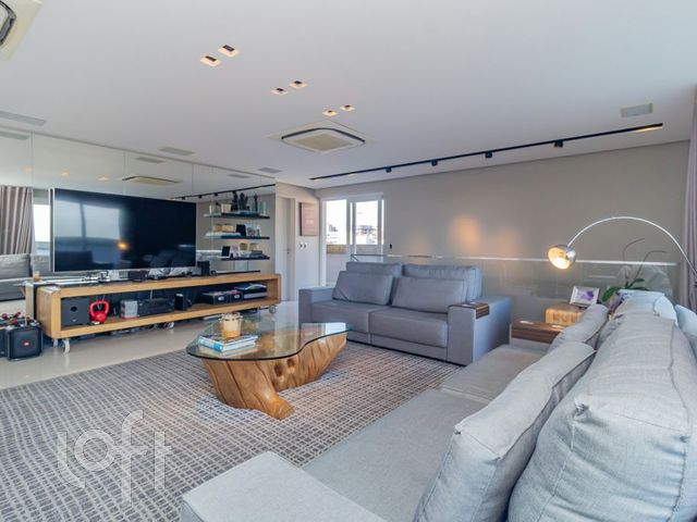 Apartamento com 500m², 4 dormitórios, 4 suítes, 3 vagas, Moinhos de Vento em Porto Alegre