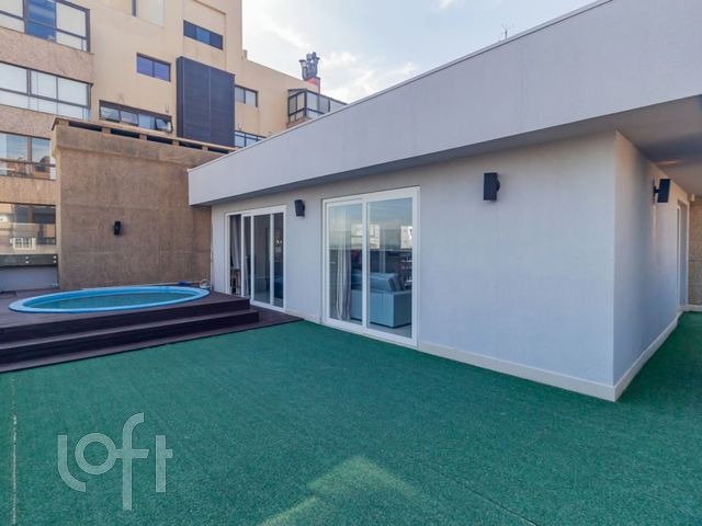 Apartamento com 500m², 4 dormitórios, 4 suítes, 3 vagas, Moinhos de Vento em Porto Alegre