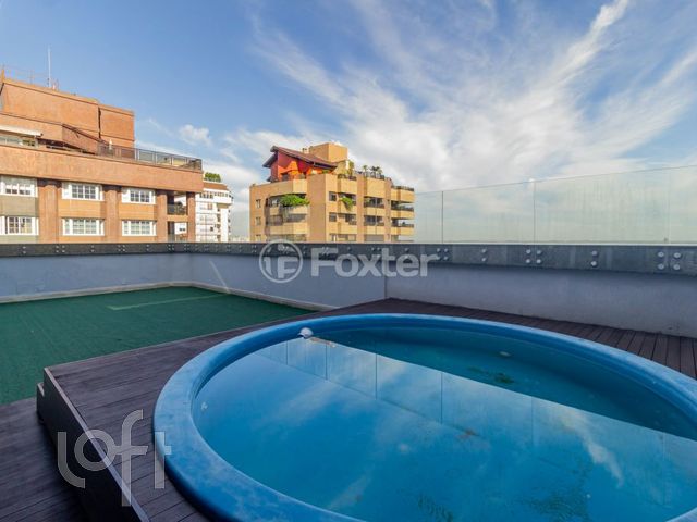 Apartamento com 500m², 4 dormitórios, 4 suítes, 3 vagas, Moinhos de Vento em Porto Alegre