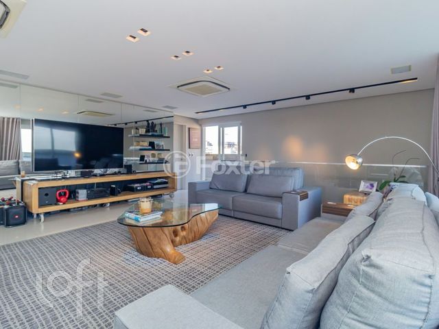 Apartamento com 500m², 4 dormitórios, 4 suítes, 3 vagas, Moinhos de Vento em Porto Alegre