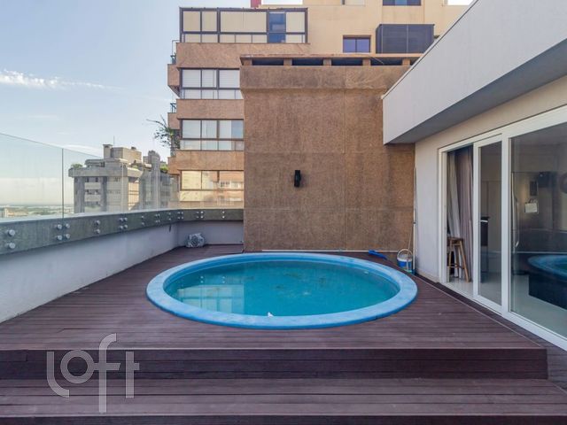 Apartamento com 500m², 4 dormitórios, 4 suítes, 3 vagas, Moinhos de Vento em Porto Alegre