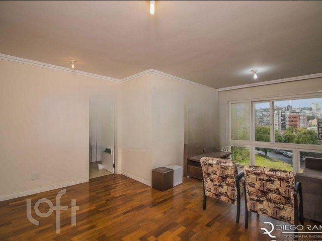 Apartamento com 110m², 3 dormitórios, 1 suíte, 1 vaga, Chácara das Pedras em Porto Alegre