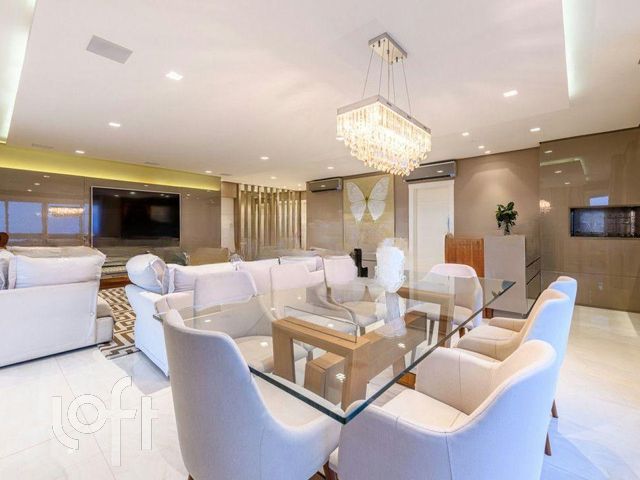 Apartamento com 179m², 3 dormitórios, 2 suítes, 3 vagas, Rio Branco em Porto Alegre