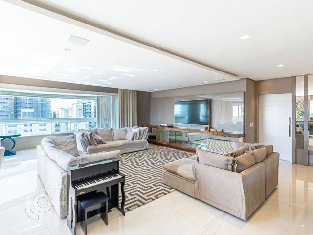 Apartamento com 179m², 3 dormitórios, 2 suítes, 3 vagas, Rio Branco em Porto Alegre