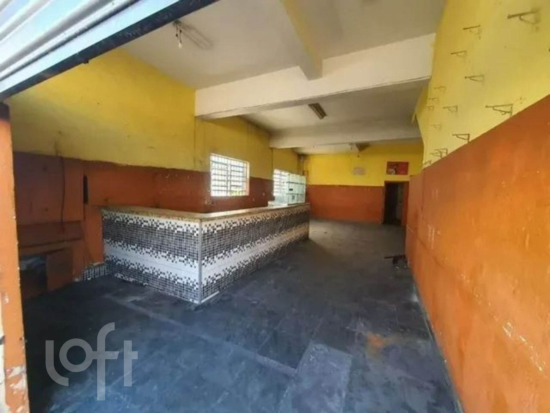 Casa à venda com 3 quartos, 300m² - Foto 3