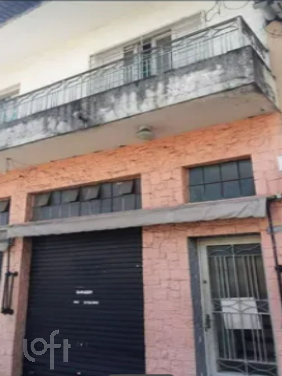 Casa à venda com 3 quartos, 300m² - Foto 1