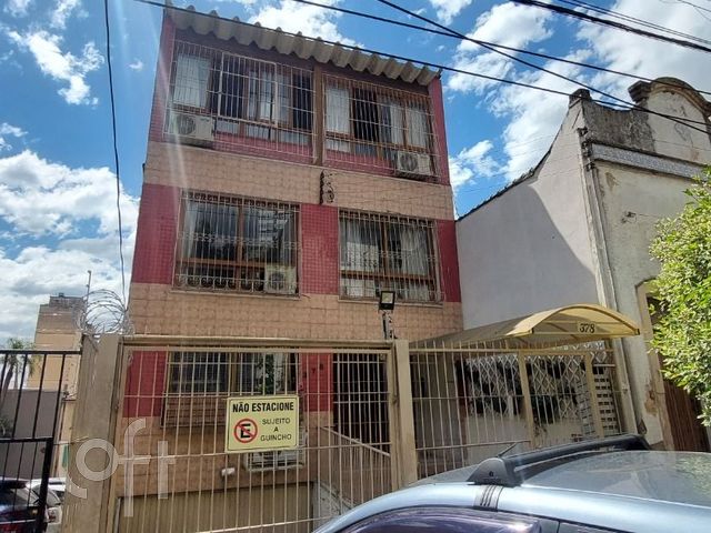 Apartamento com 119m², 3 dormitórios, 1 suíte, 1 vaga, Floresta em Porto Alegre