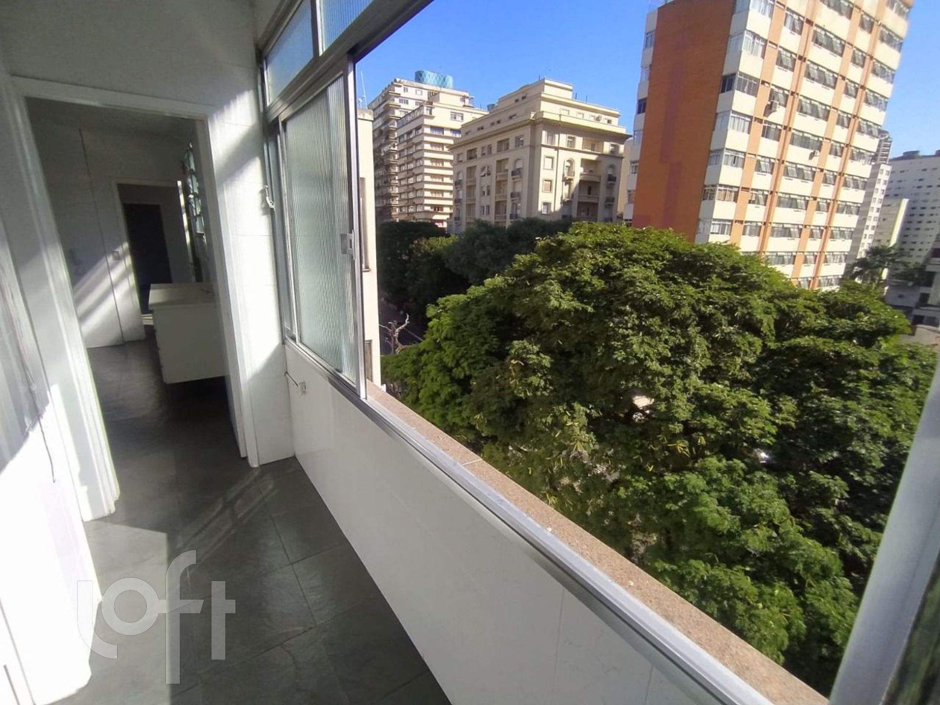 Apartamento à venda com 3 quartos, 100m² - Foto 3