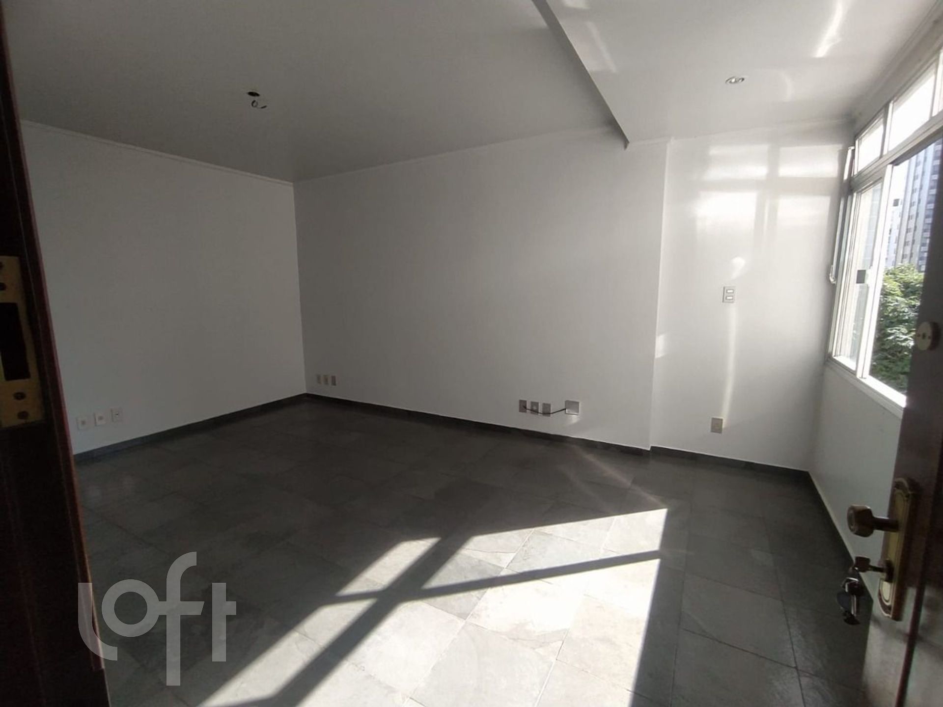 Apartamento à venda com 3 quartos, 100m² - Foto 5