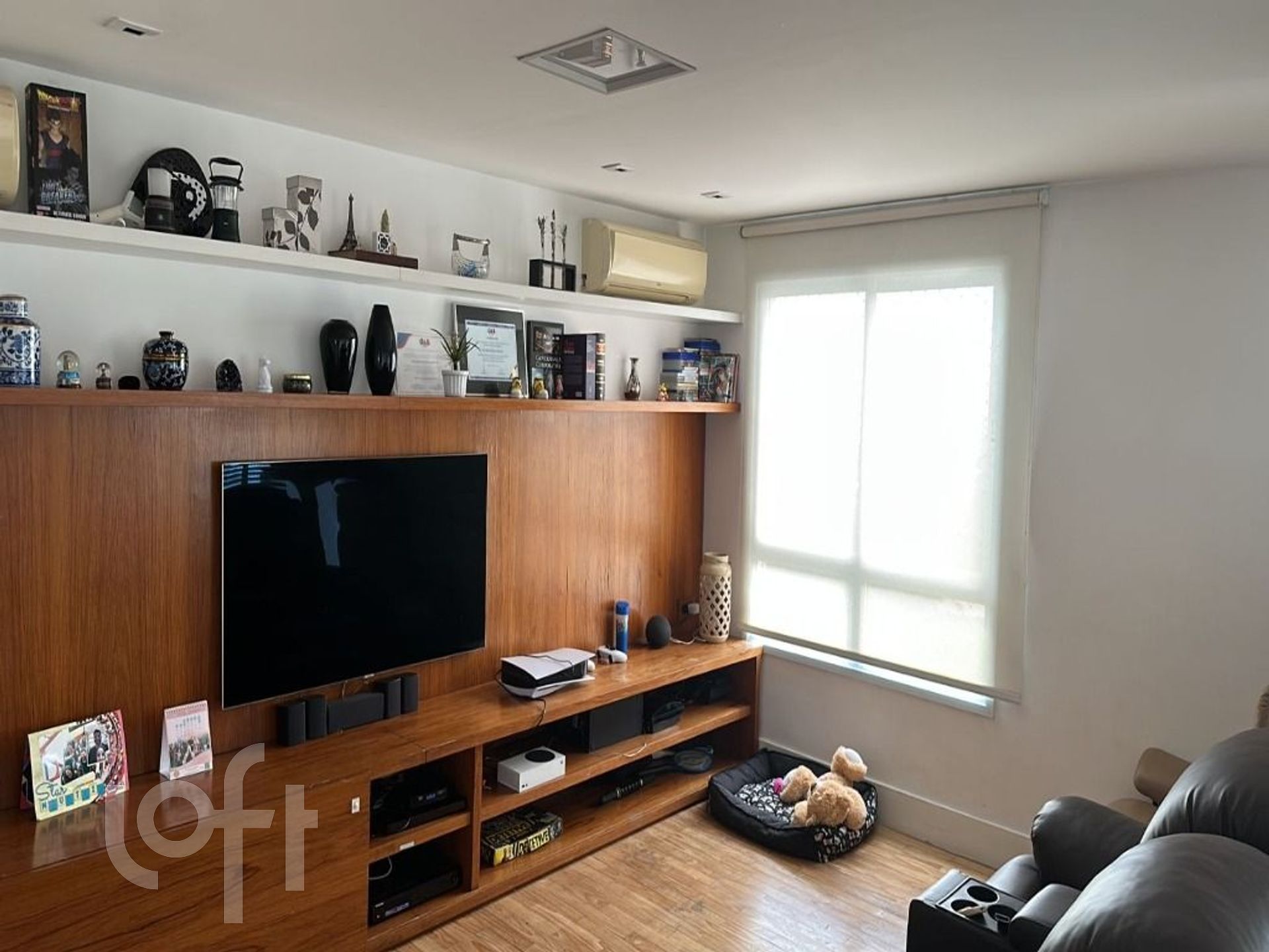 Apartamento à venda com 3 quartos, 220m² - Foto 3