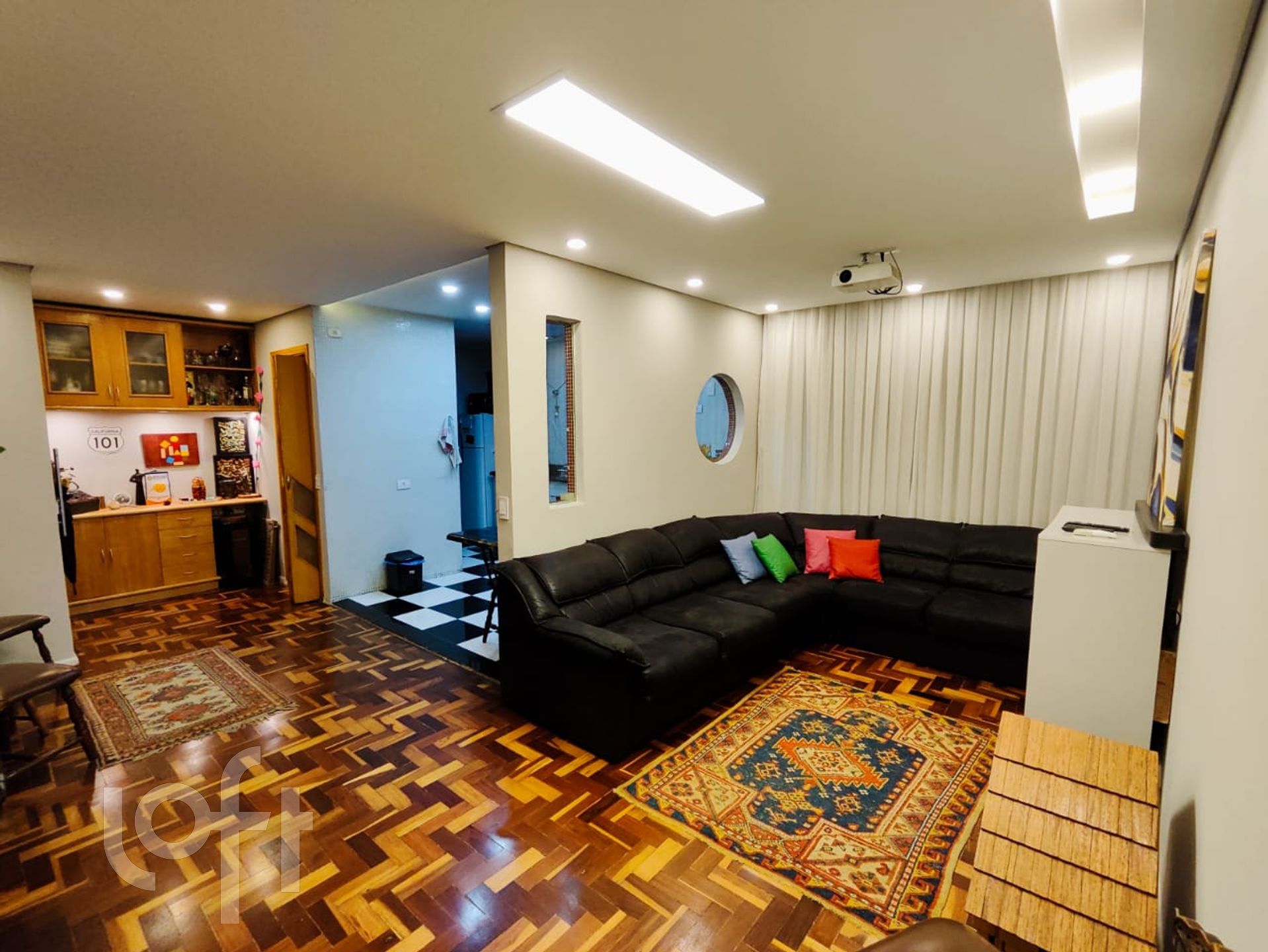 Apartamento à venda com 2 quartos, 80m² - Foto 1