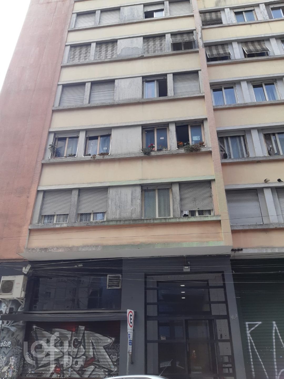 Apartamento à venda com 1 quarto, 61m² - Foto 24