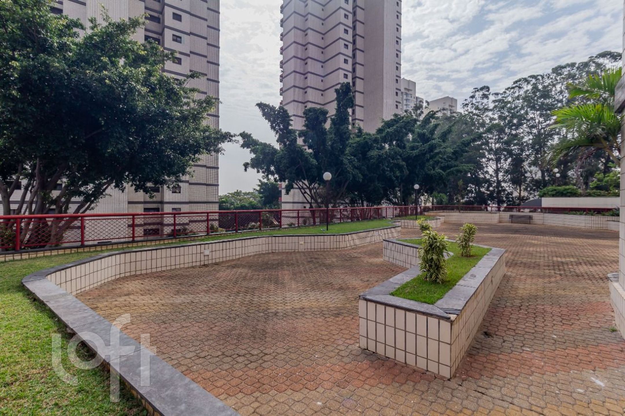 Imagem da propriedade PU1ai25gg 60