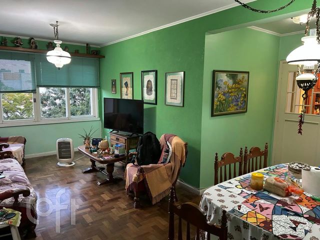 Apartamento com 225m², 3 dormitórios, 1 suíte, 1 vaga, Petrópolis em Porto Alegre