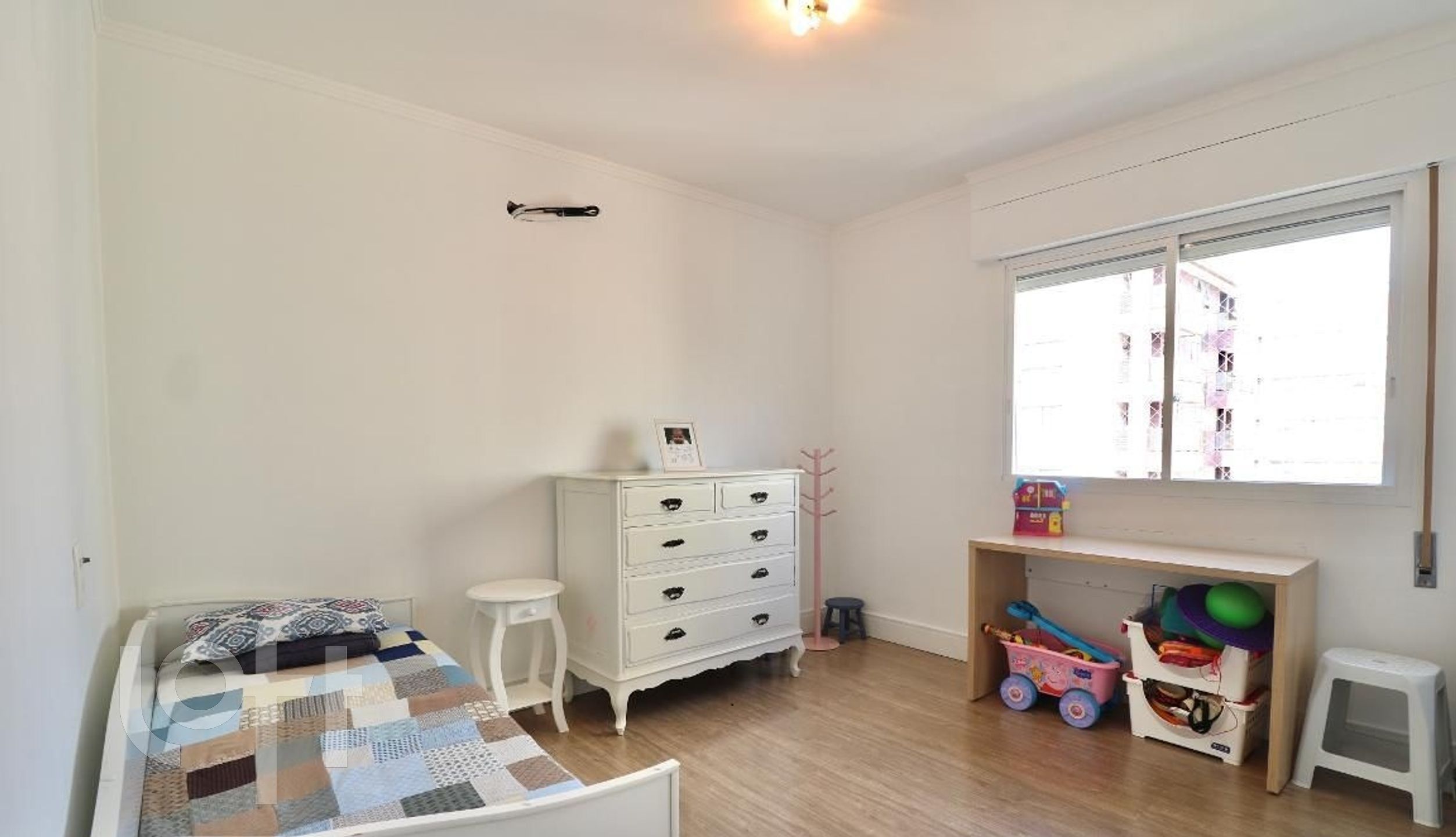 Apartamento à venda com 2 quartos, 80m² - Foto 9