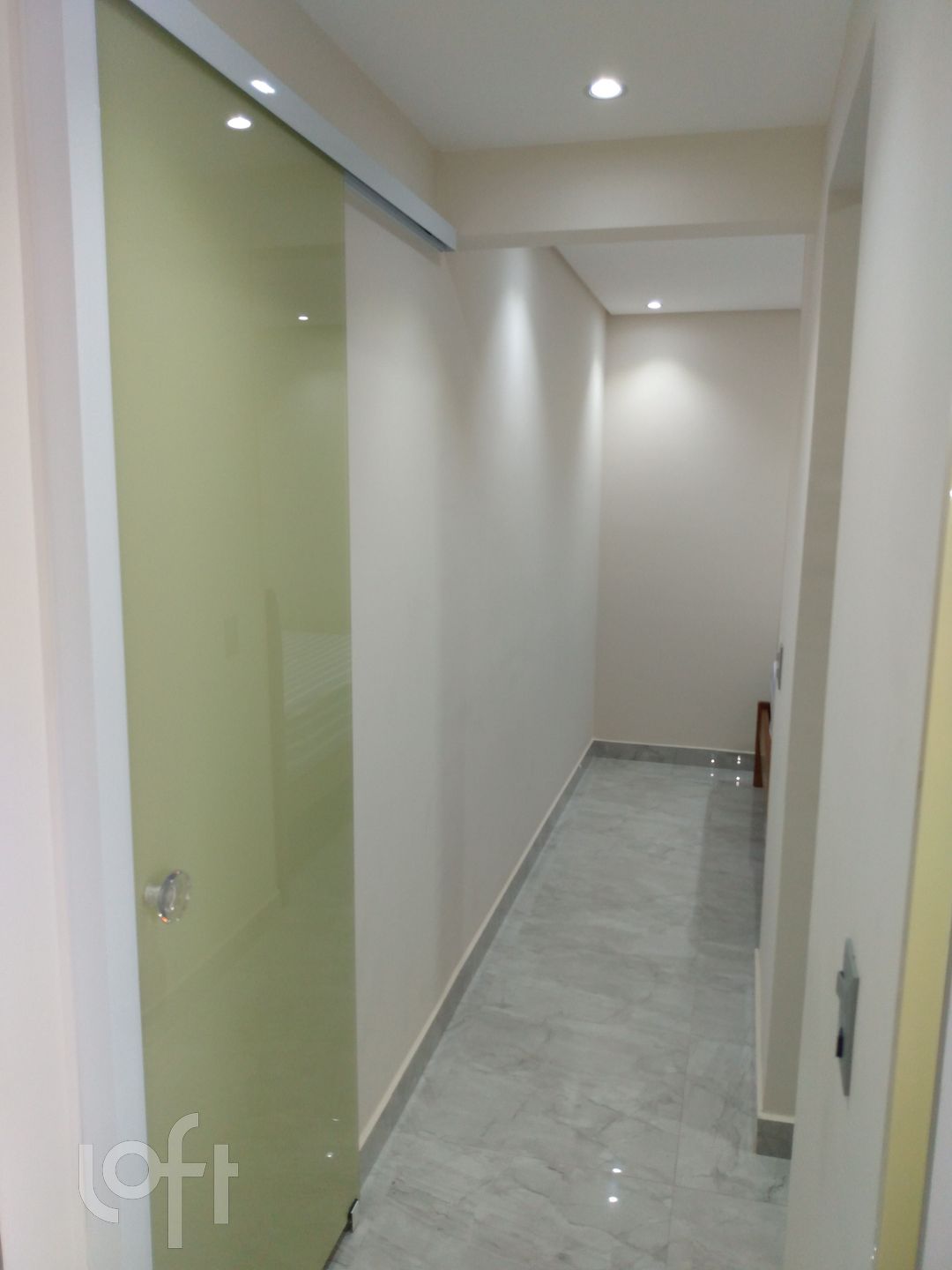 Apartamento à venda com 2 quartos, 42m² - Foto 16