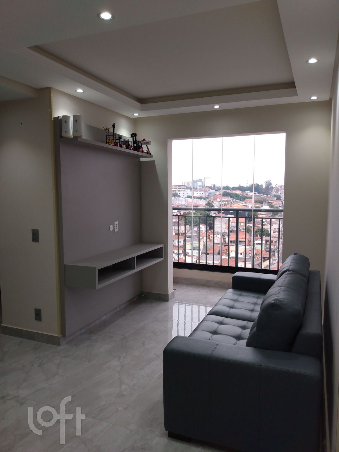 Apartamento à venda com 2 quartos, 42m² - Foto 1