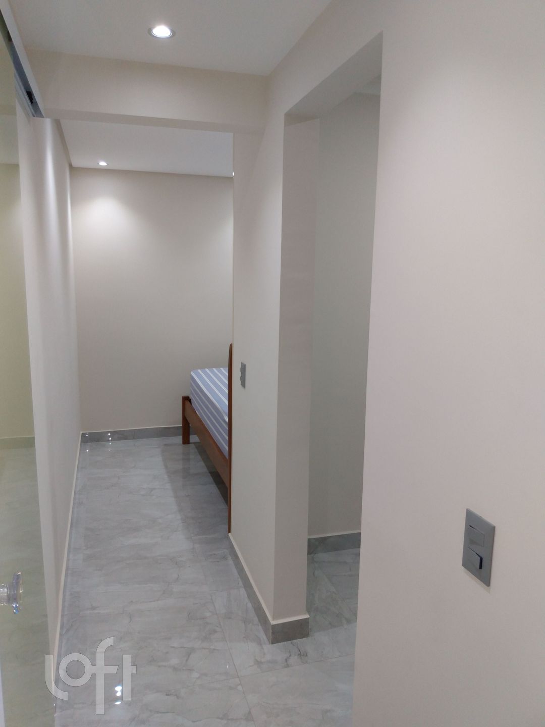 Apartamento à venda com 2 quartos, 42m² - Foto 12