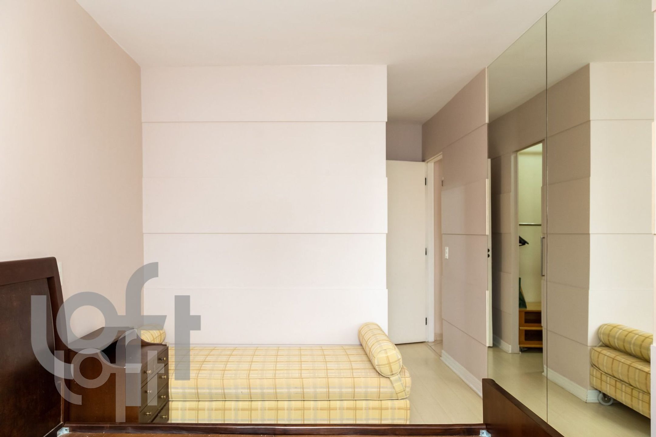 Apartamento à venda com 4 quartos, 231m² - Foto 16