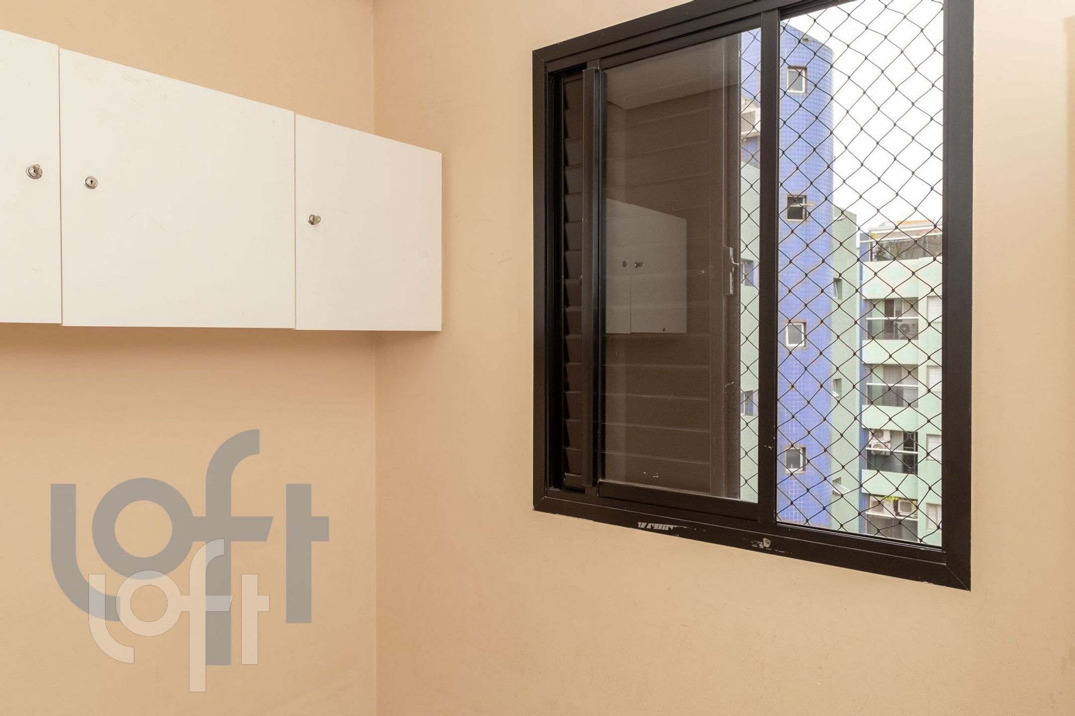 Apartamento à venda com 4 quartos, 231m² - Foto 2