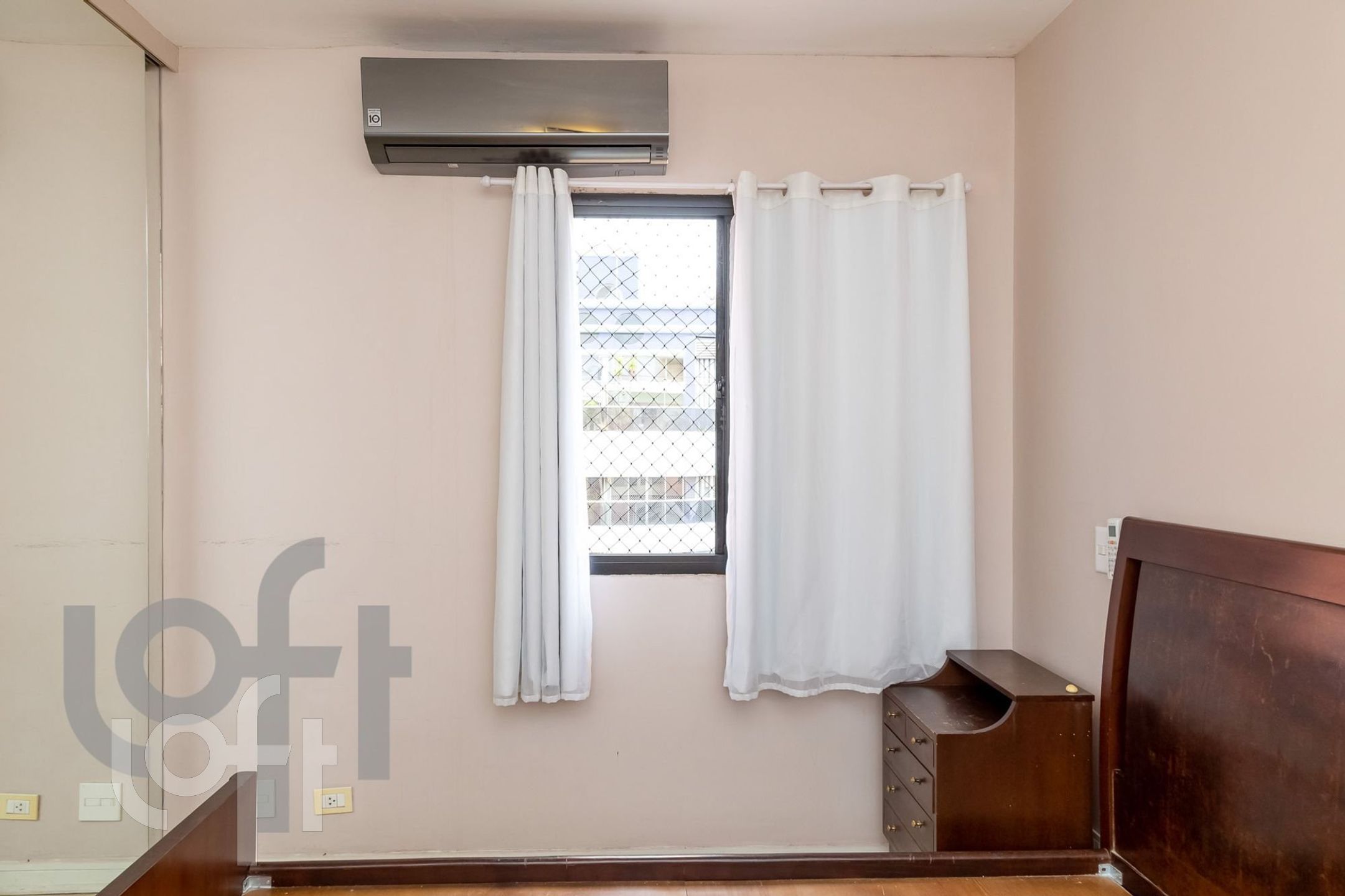 Apartamento à venda com 4 quartos, 231m² - Foto 18