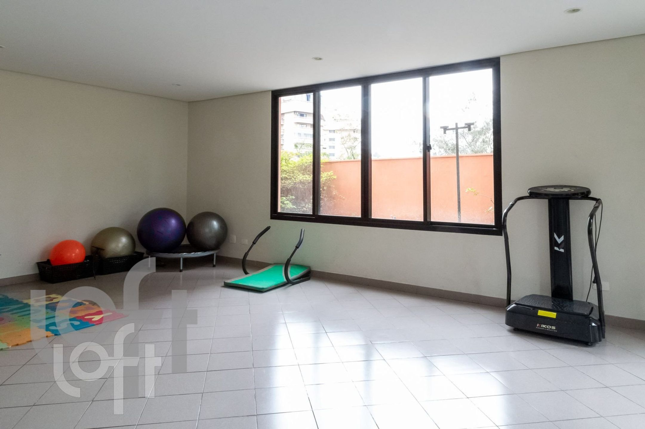 Apartamento à venda com 4 quartos, 231m² - Foto 39