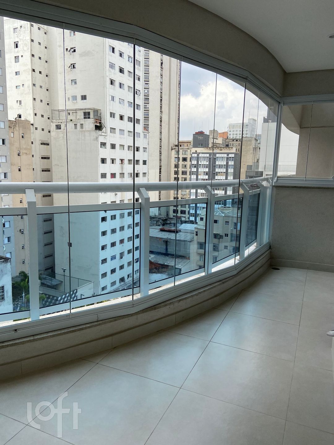 Apartamento à venda com 1 quarto, 46m² - Foto 3