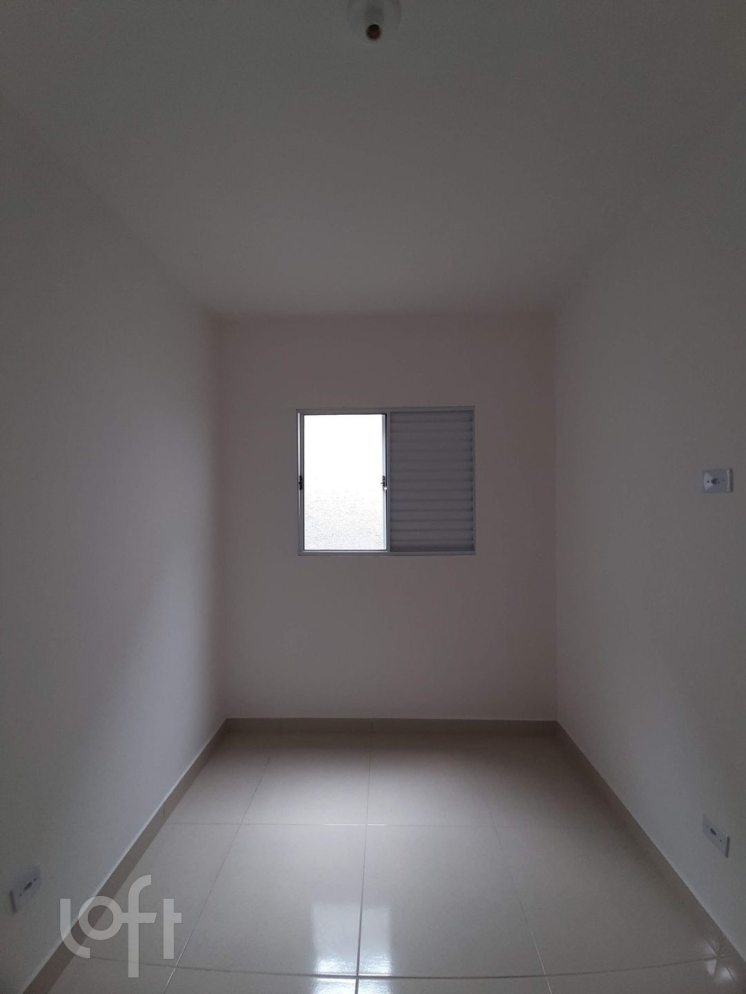 Apartamento à venda com 1 quarto, 30m² - Foto 3