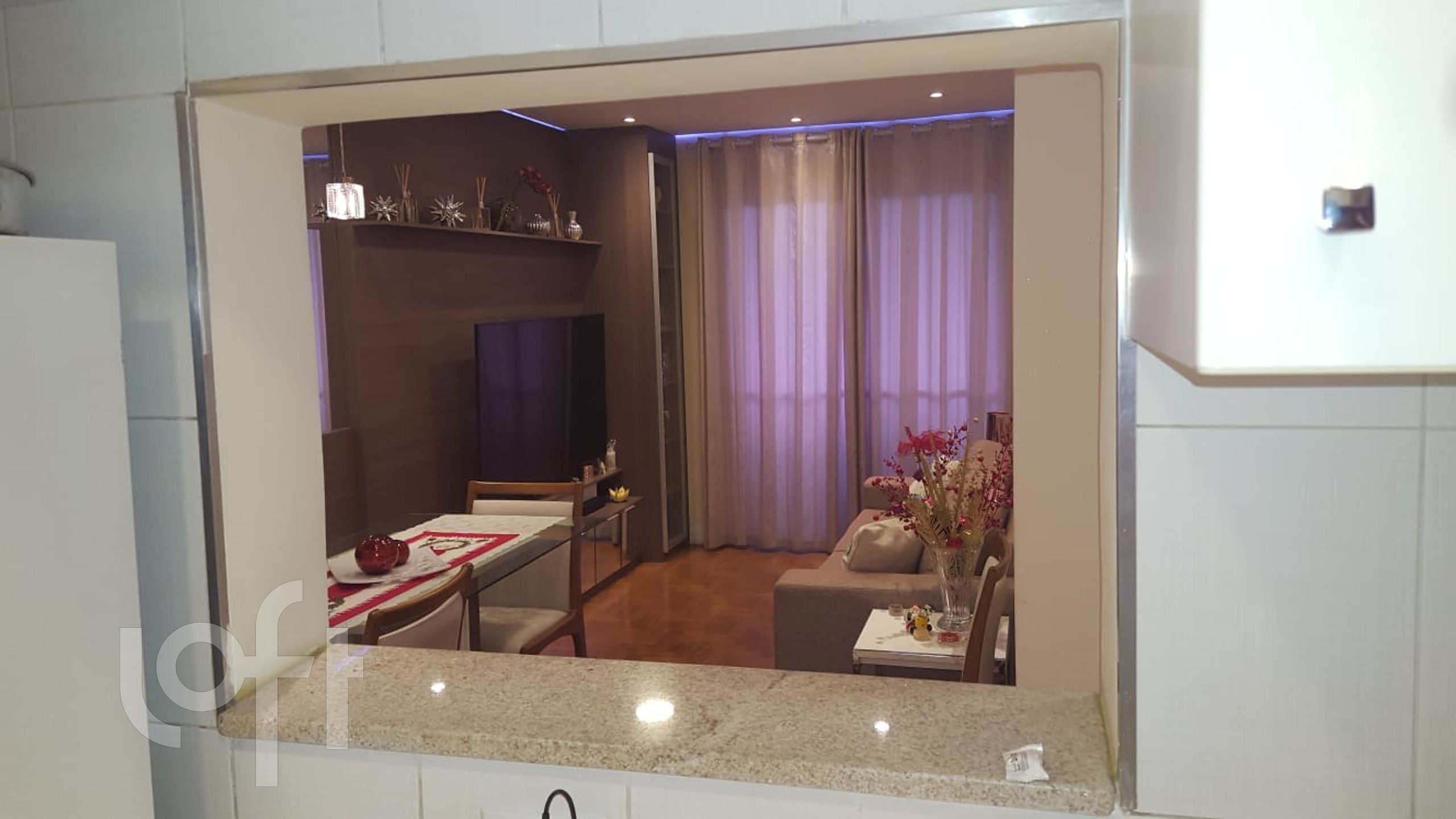 Apartamento à venda com 2 quartos, 75m² - Foto 6