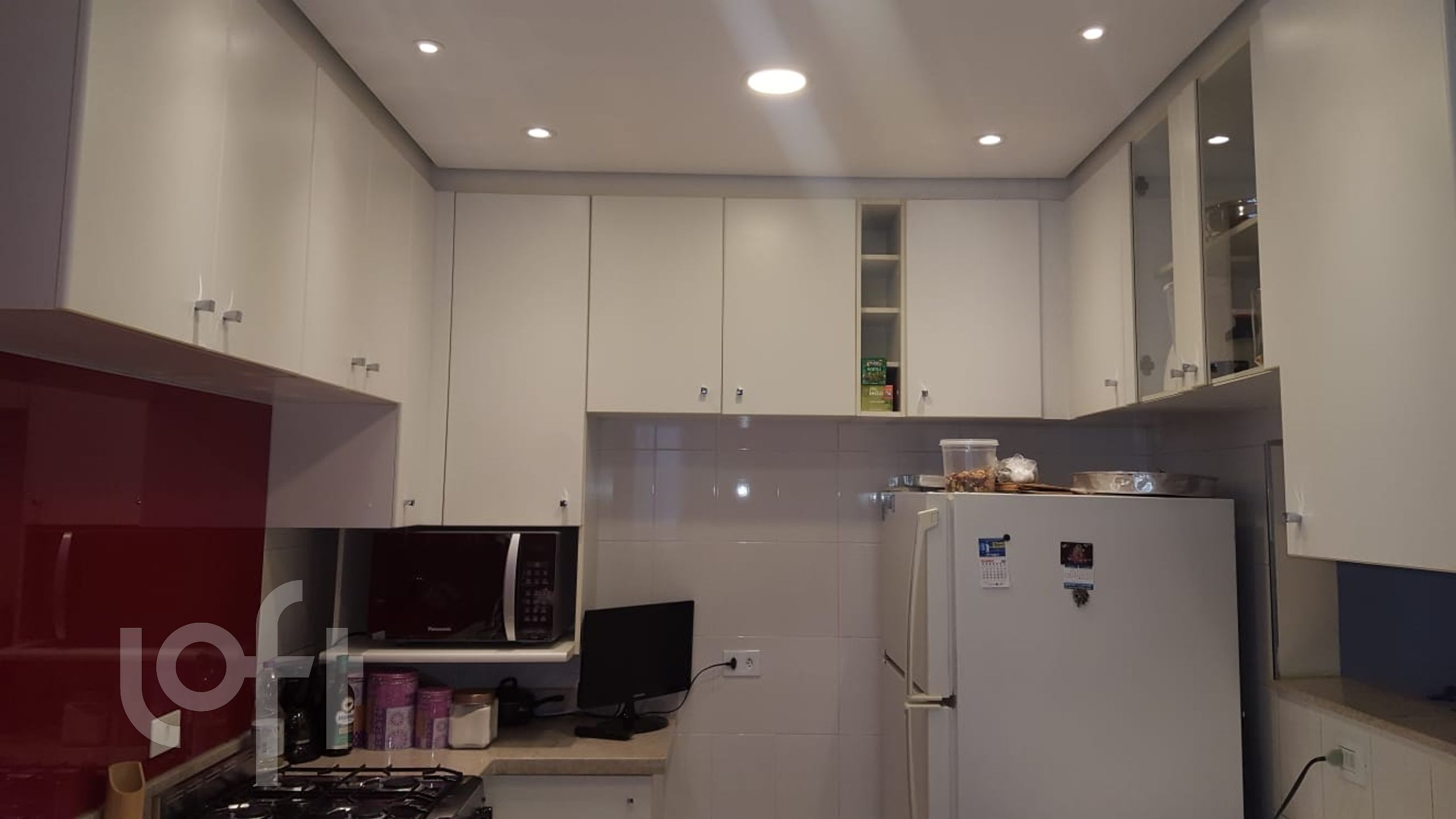 Apartamento à venda com 2 quartos, 75m² - Foto 10