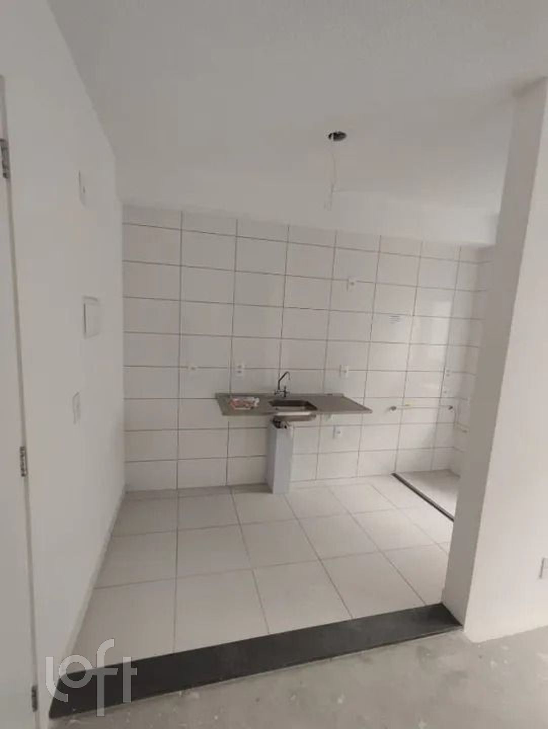 Apartamento à venda com 2 quartos, 40m² - Foto 3