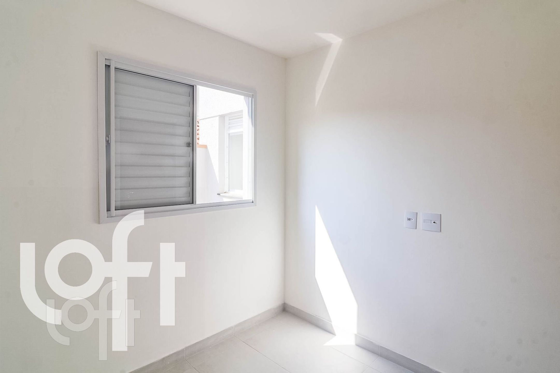 Apartamento à venda com 2 quartos, 45m² - Foto 4