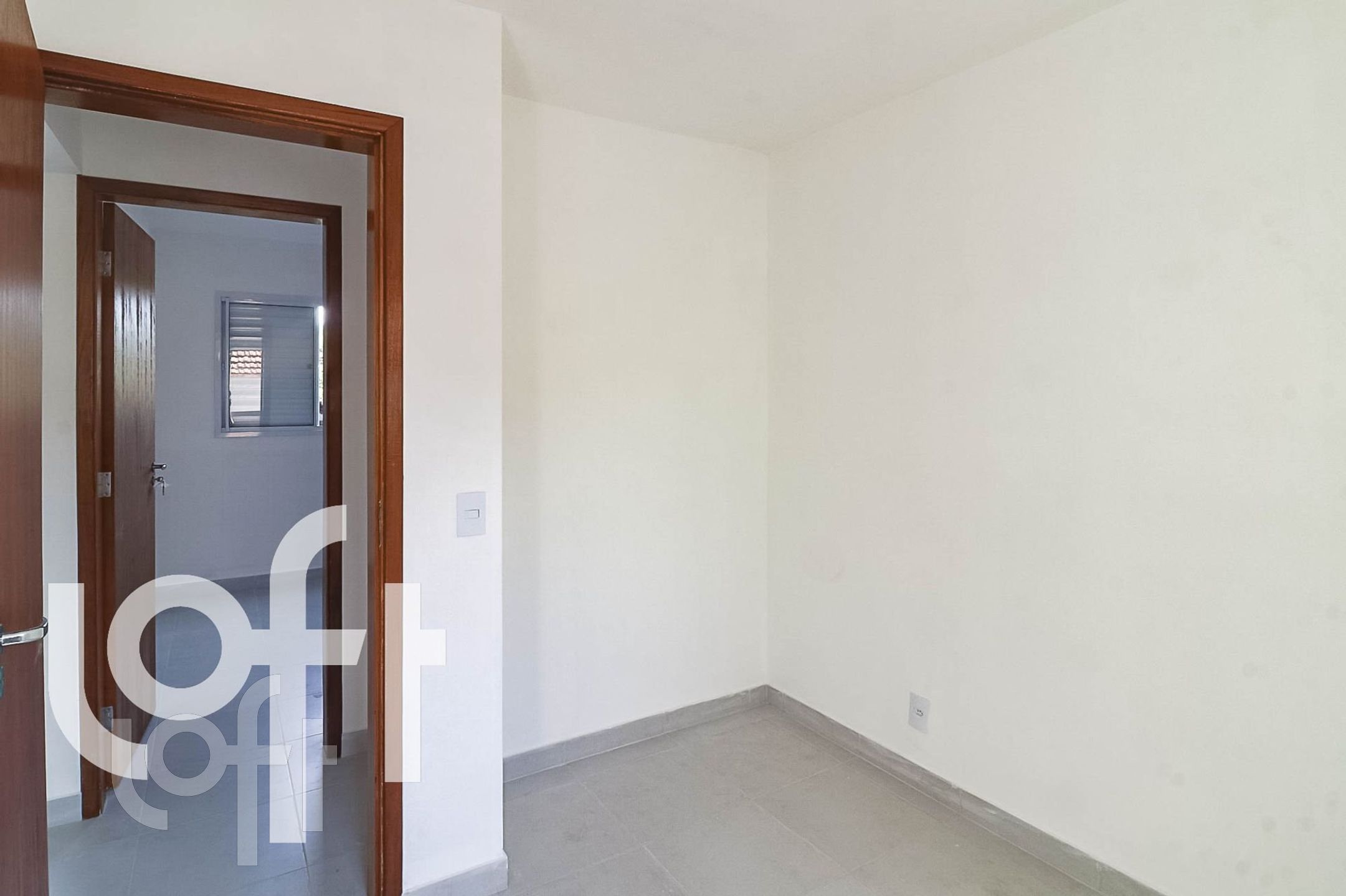 Apartamento à venda com 2 quartos, 45m² - Foto 3