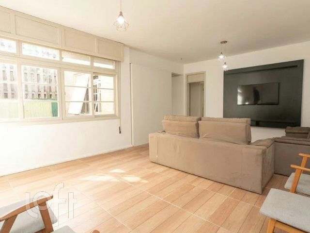 Apartamento com 121m², 3 dormitórios, 2 vagas, Petrópolis em Porto Alegre