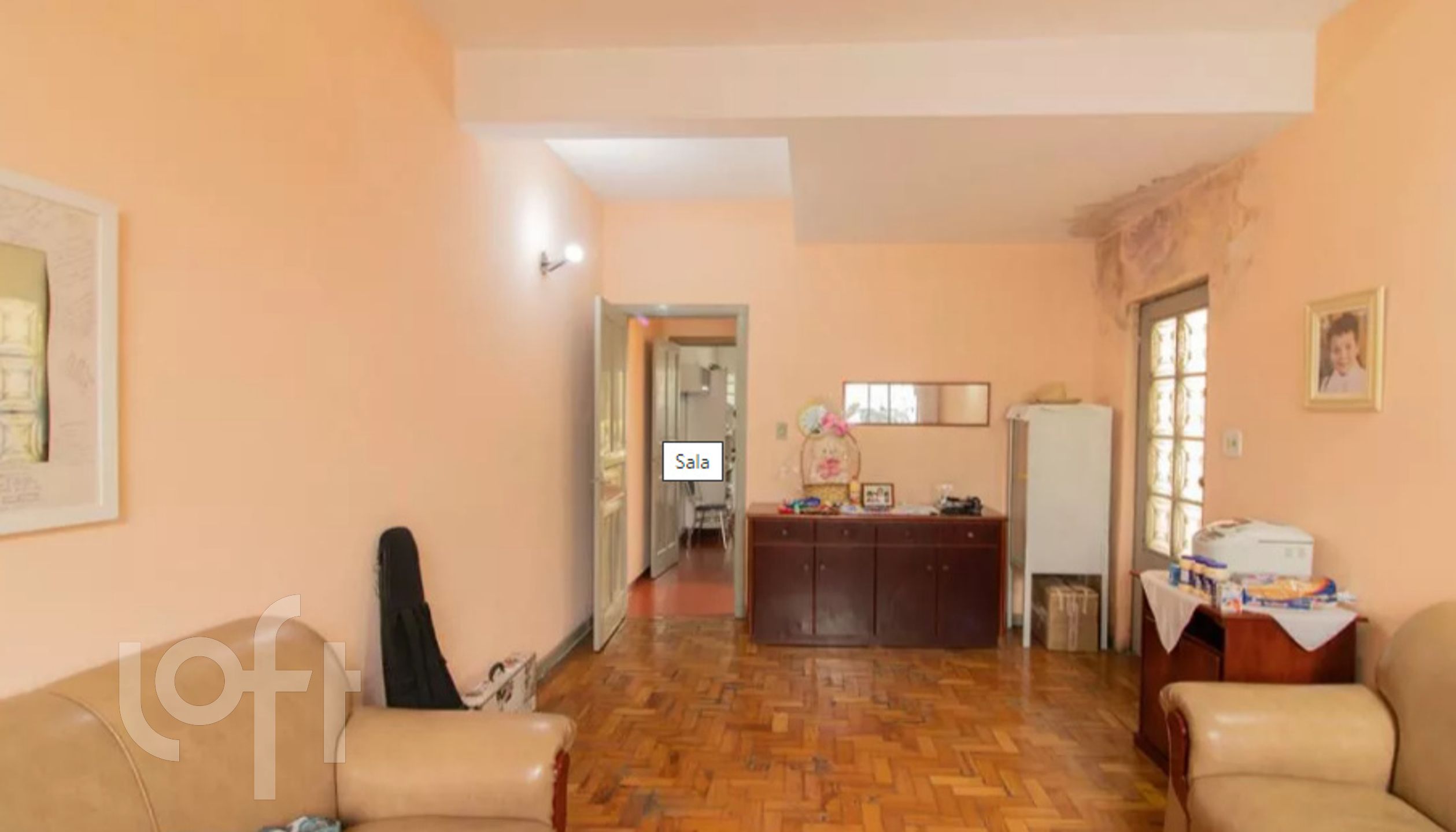 Casa à venda com 2 quartos, 200m² - Foto 1