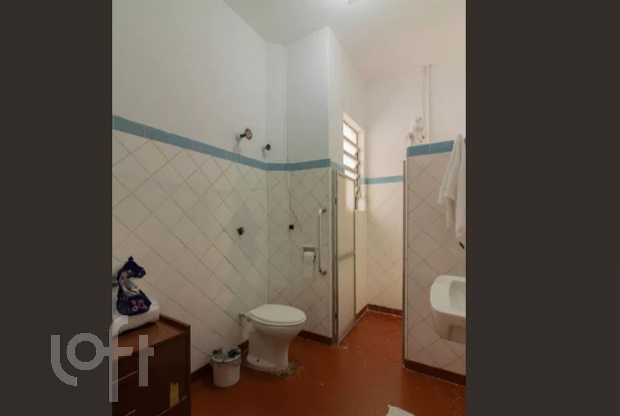 Casa à venda com 2 quartos, 200m² - Foto 11