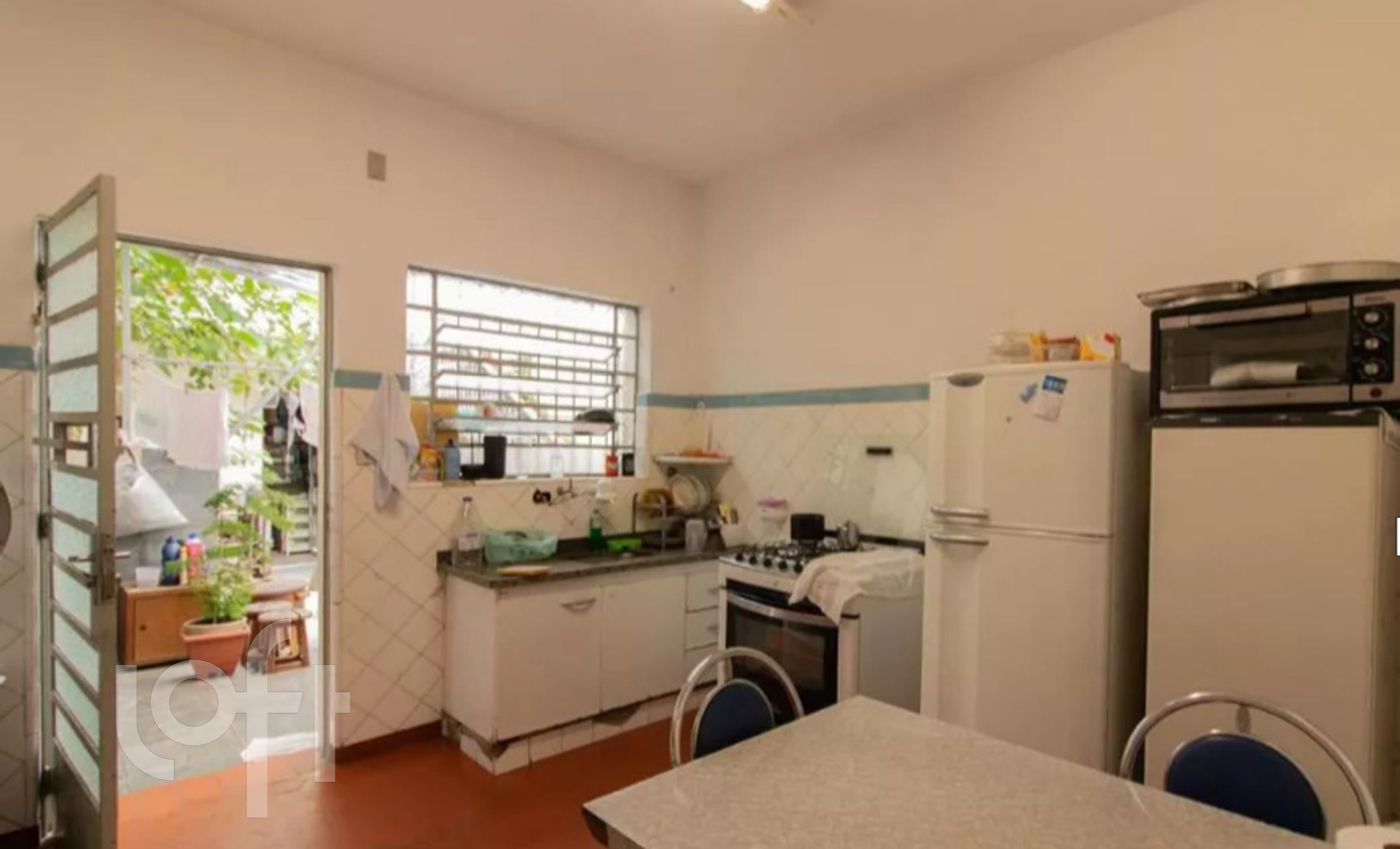 Casa à venda com 2 quartos, 200m² - Foto 12