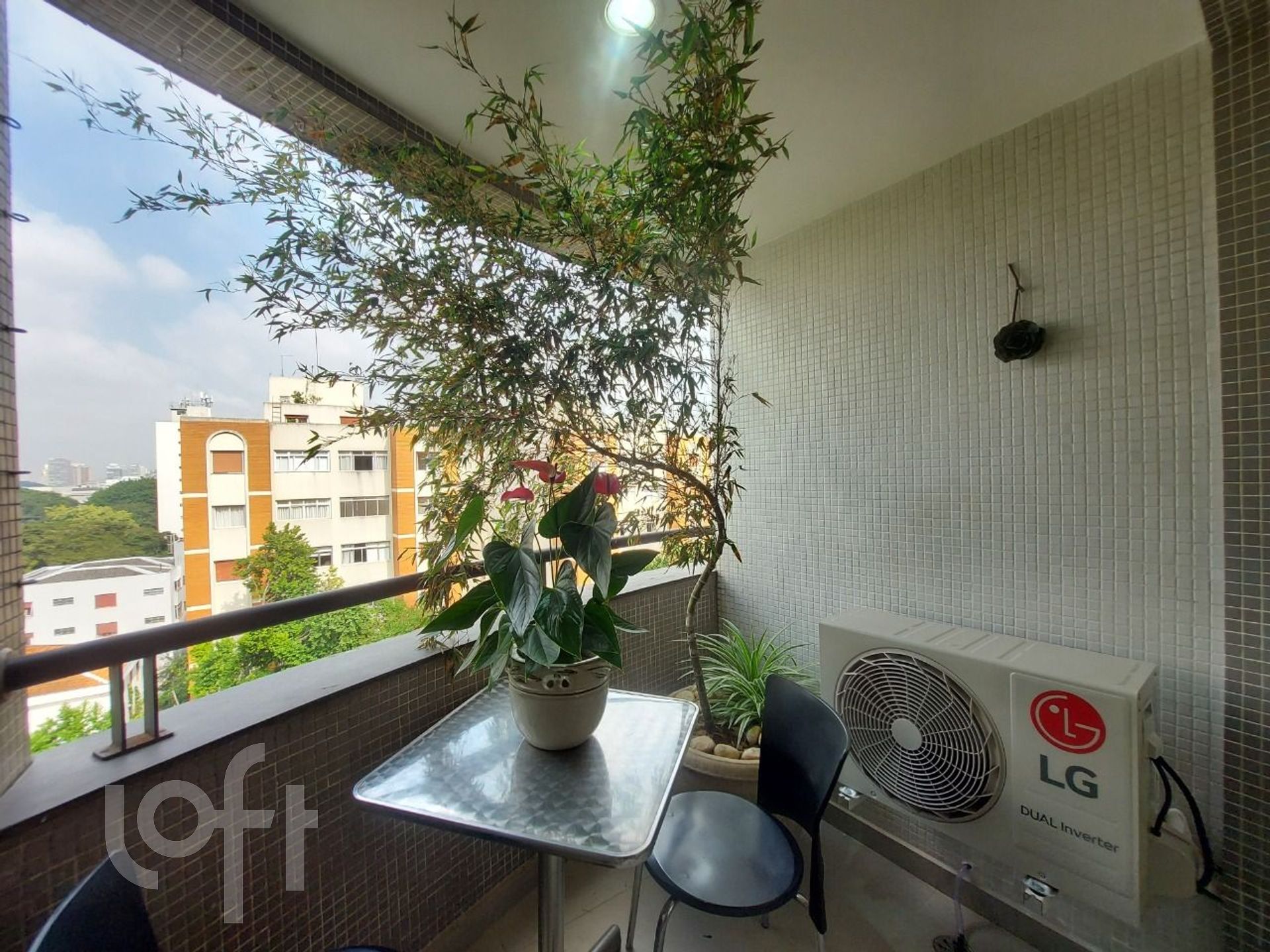 Apartamento à venda com 2 quartos, 82m² - Foto 11