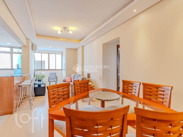 Apartamento com 61m², 2 dormitórios, 1 vaga, Cidade Baixa em Porto Alegre