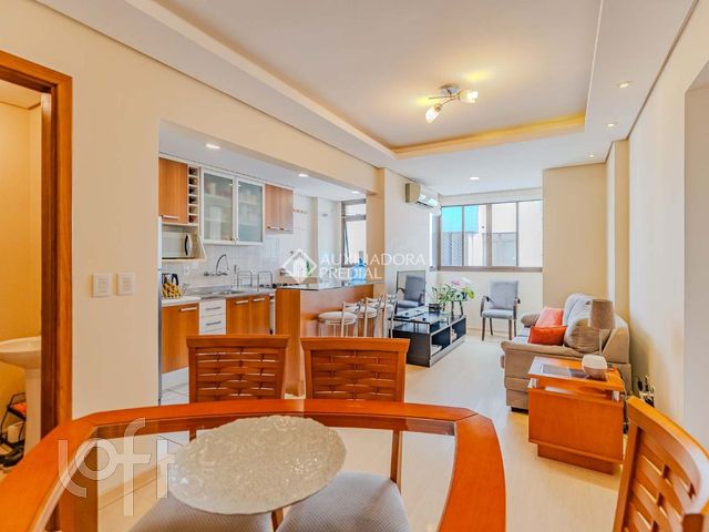 Apartamento com 61m², 2 dormitórios, 1 vaga, Cidade Baixa em Porto Alegre