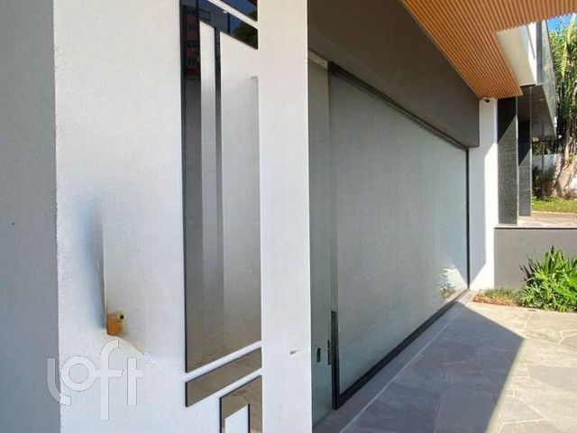 Apartamento com 91m², 1 dormitório, 1 suíte, Rio Branco em Porto Alegre