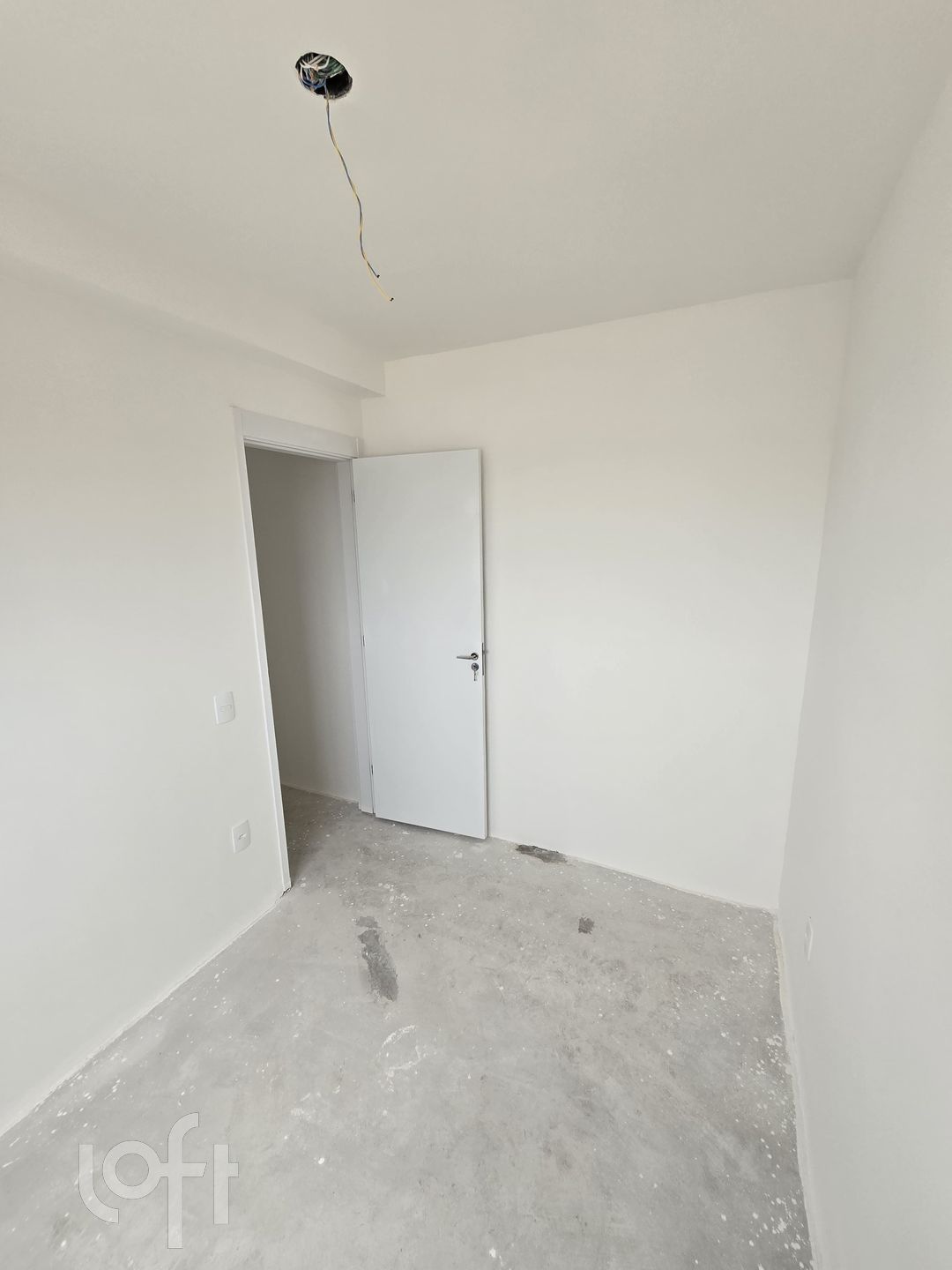 Apartamento à venda com 2 quartos, 42m² - Foto 9